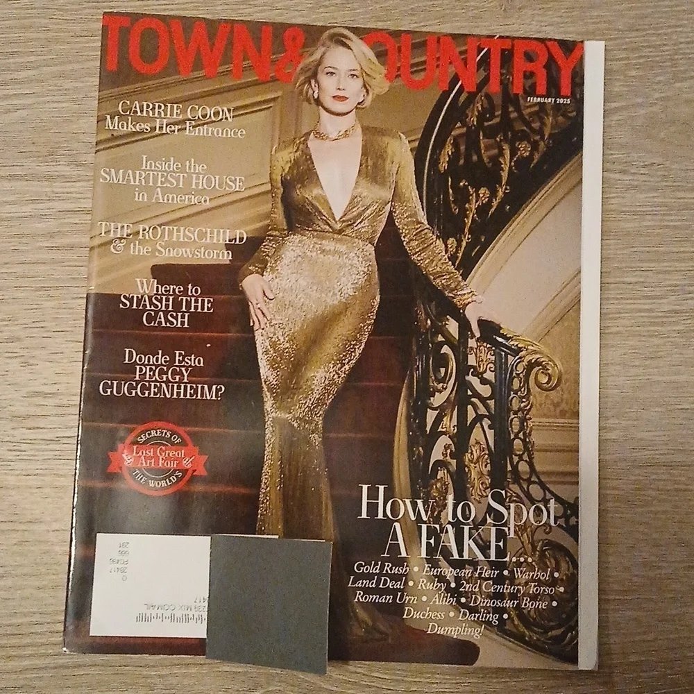 Town & Country Magazine USA Feb February 2025 CARRIE COON Cover NEW with Label